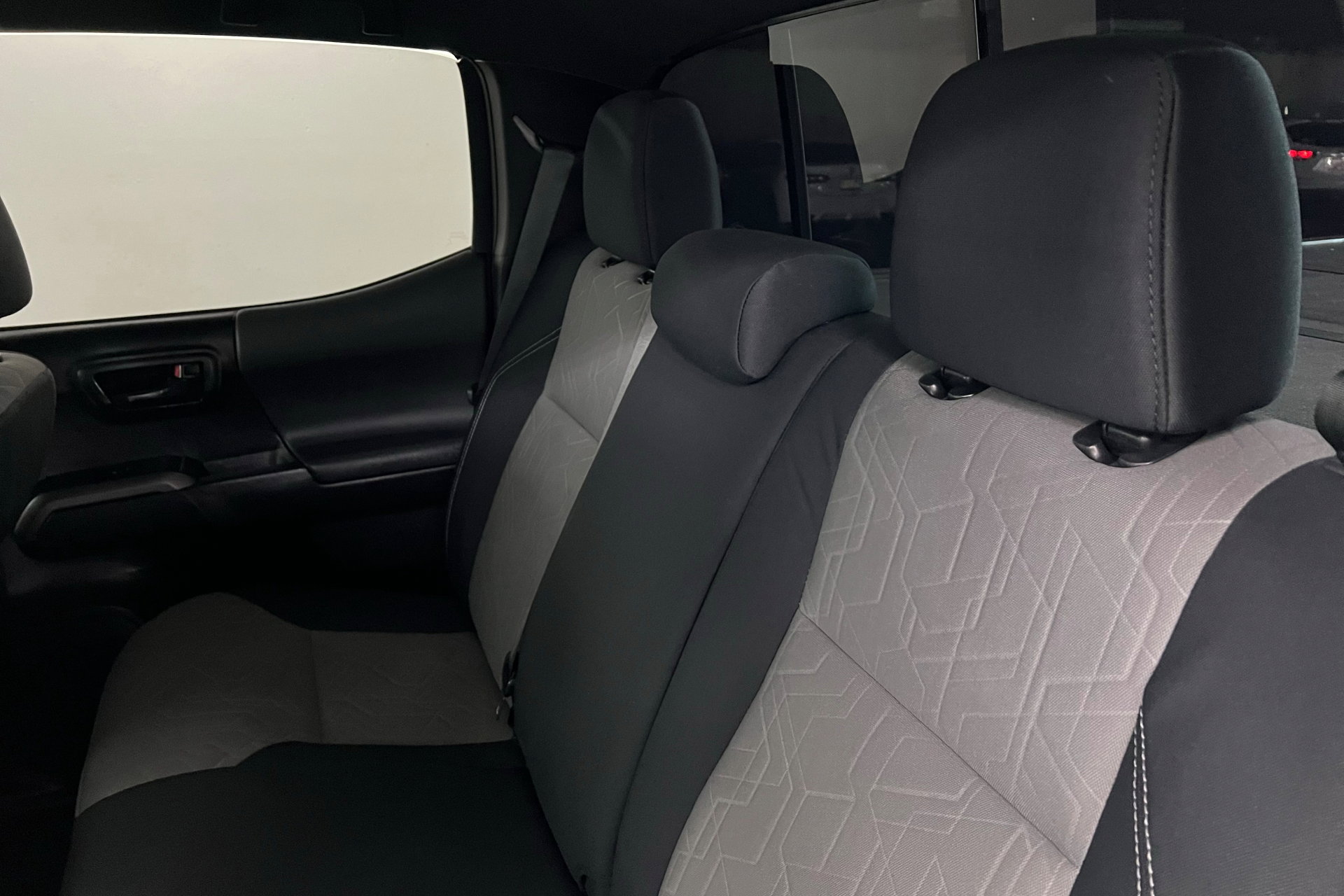 2023 Toyota Tacoma TRD Off-Road photo 20