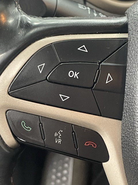 2015 Jeep Cherokee Latitude photo 15