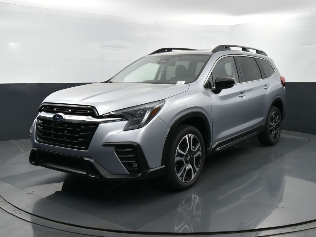 2025 Subaru Ascent Limited photo 3