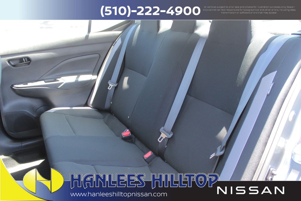 2025 Nissan Versa 1.6 S photo 12