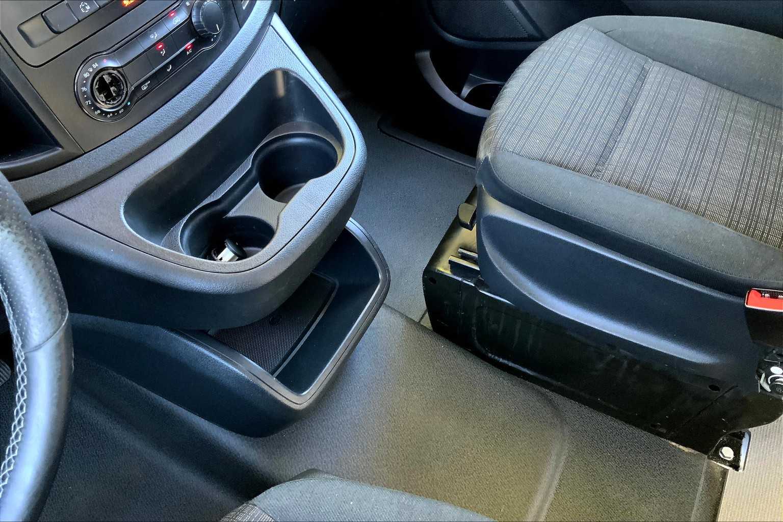 2016 Mercedes Benz Metris photo 16