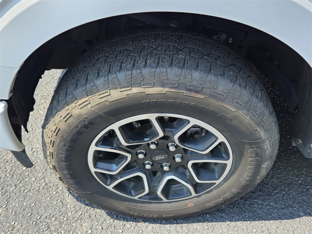 2023 Ford F-150 XLT photo 15