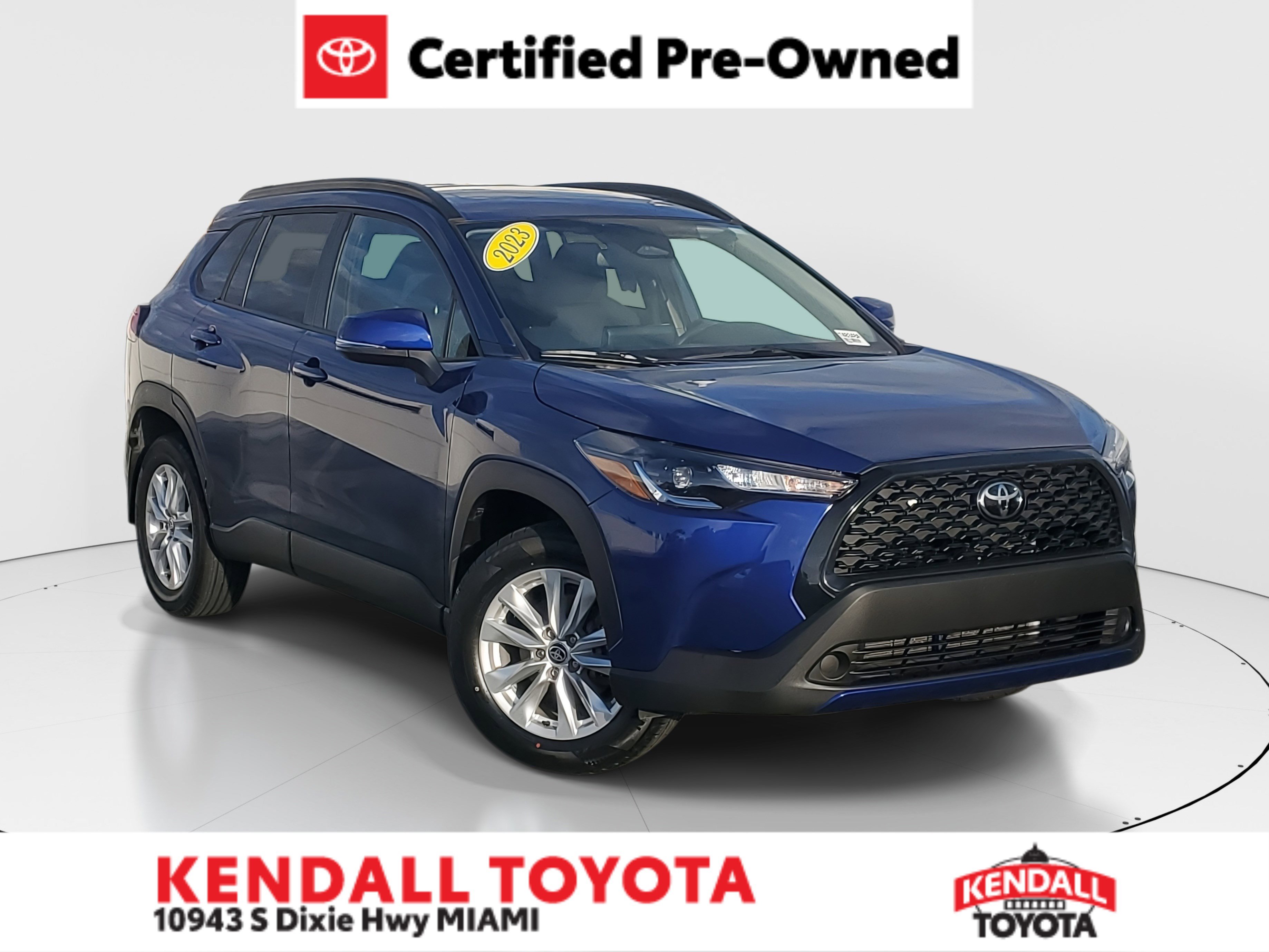 2023 Toyota Corolla Cross LE's photo