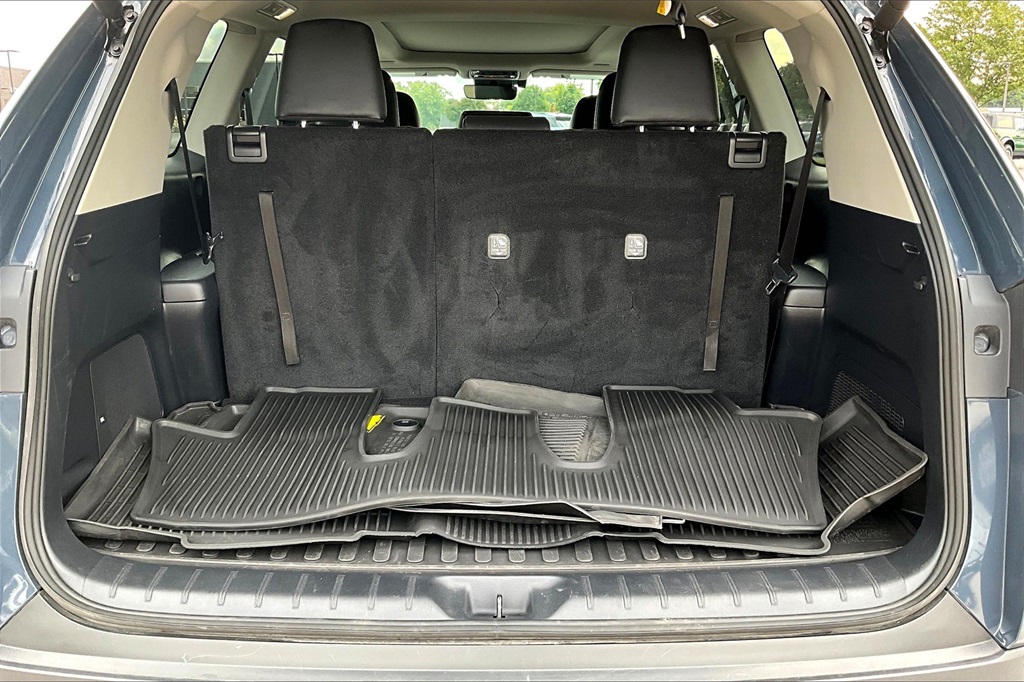 2024 Toyota Grand Highlander Limited photo 17