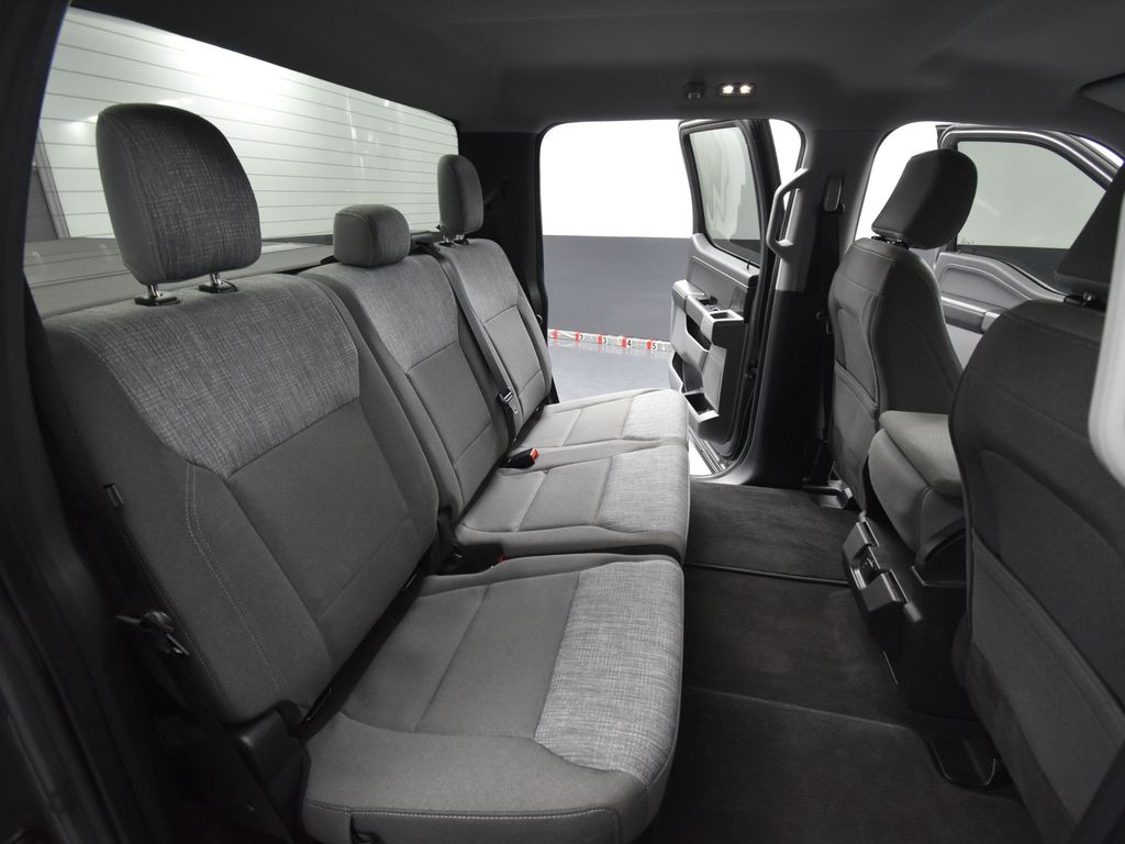 2022 Ford F-150 XLT photo 32