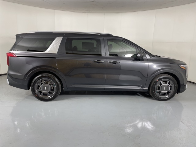 2026 Kia Carnival EX photo 9