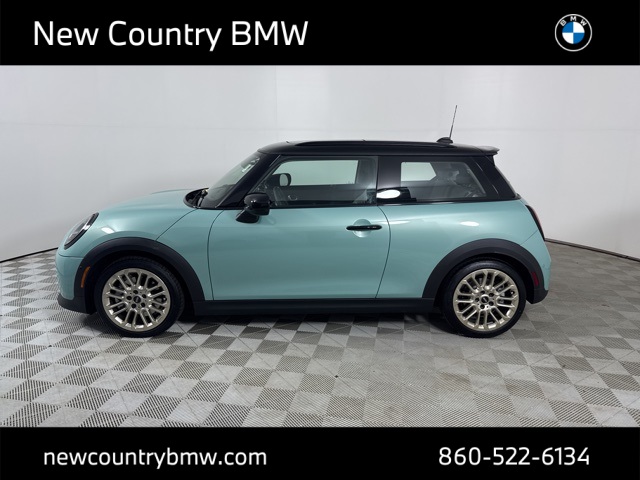 2025 Mini Cooper Signature photo 4