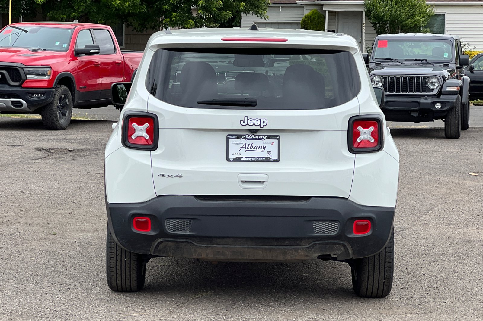 2023 Jeep Renegade Latitude Upland photo 4