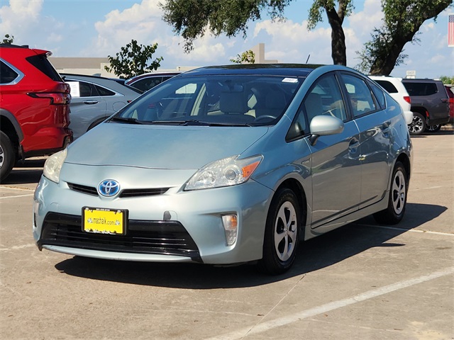2015 Toyota Prius Four photo 3