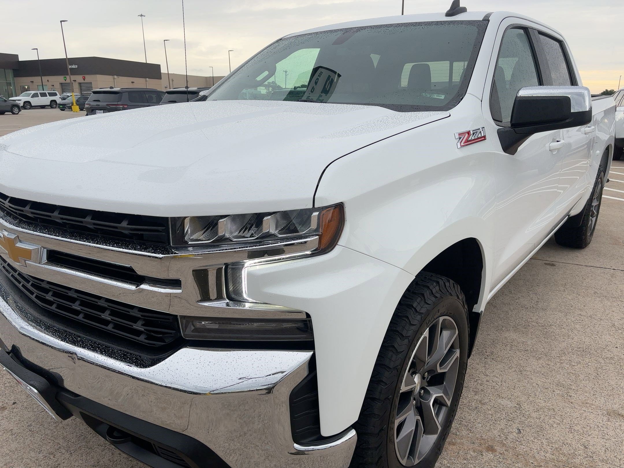 2021 Chevrolet Silverado 1500 LT photo 18