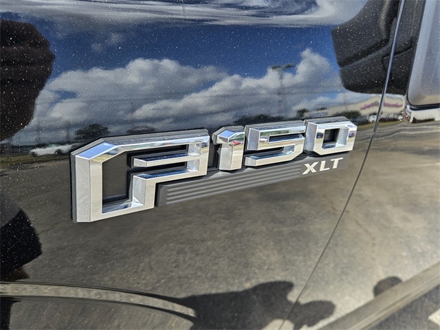 2017 Ford F-150 XLT photo 10