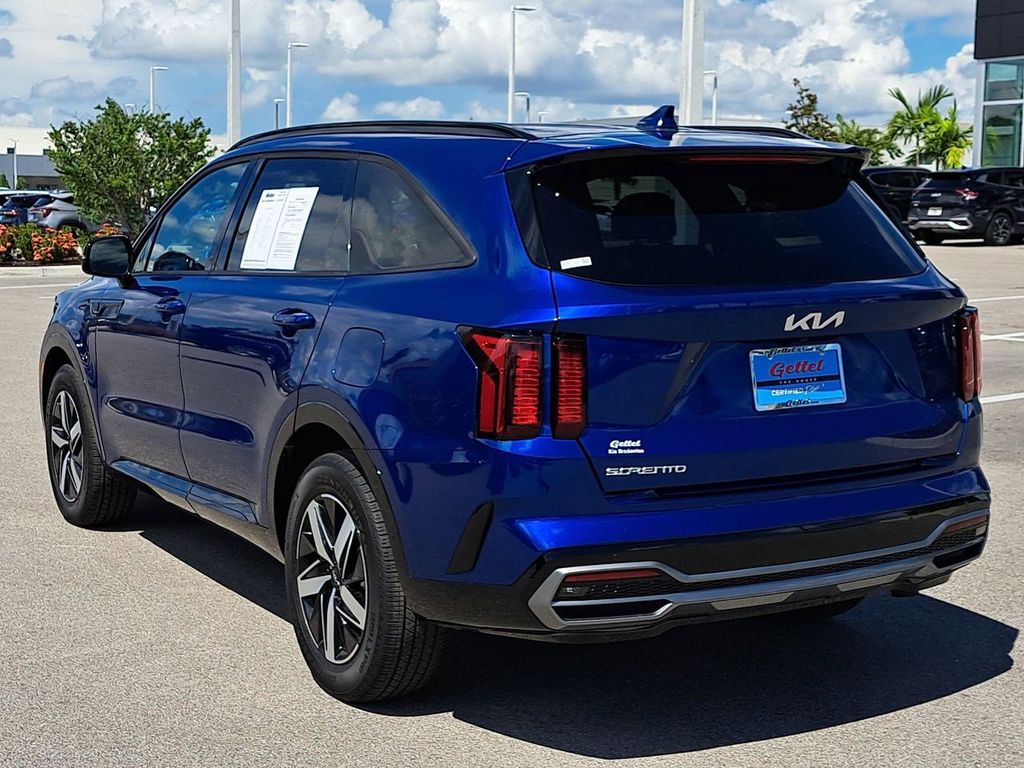 2023 Kia Sorento EX photo 7