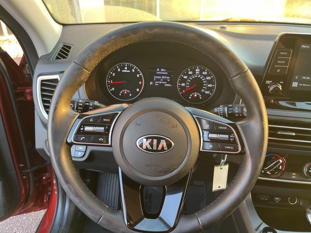 2021 Kia Seltos S photo 17