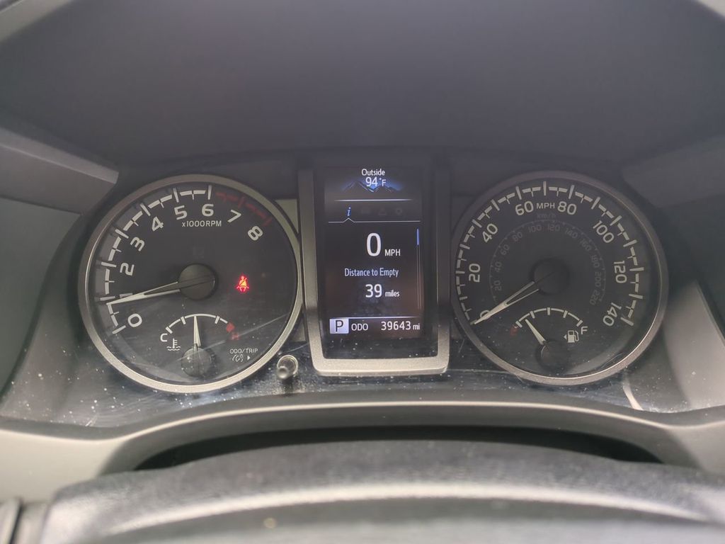 2023 Toyota Tacoma TRD Off-Road V6 photo 24