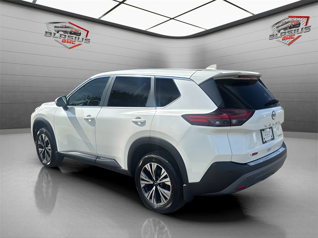 2023 Nissan Rogue SV AWD photo 3