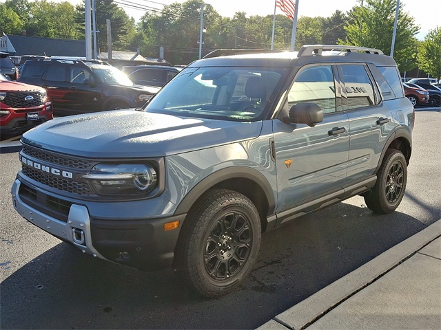 2025 Ford Bronco Sport Badlands photo 3