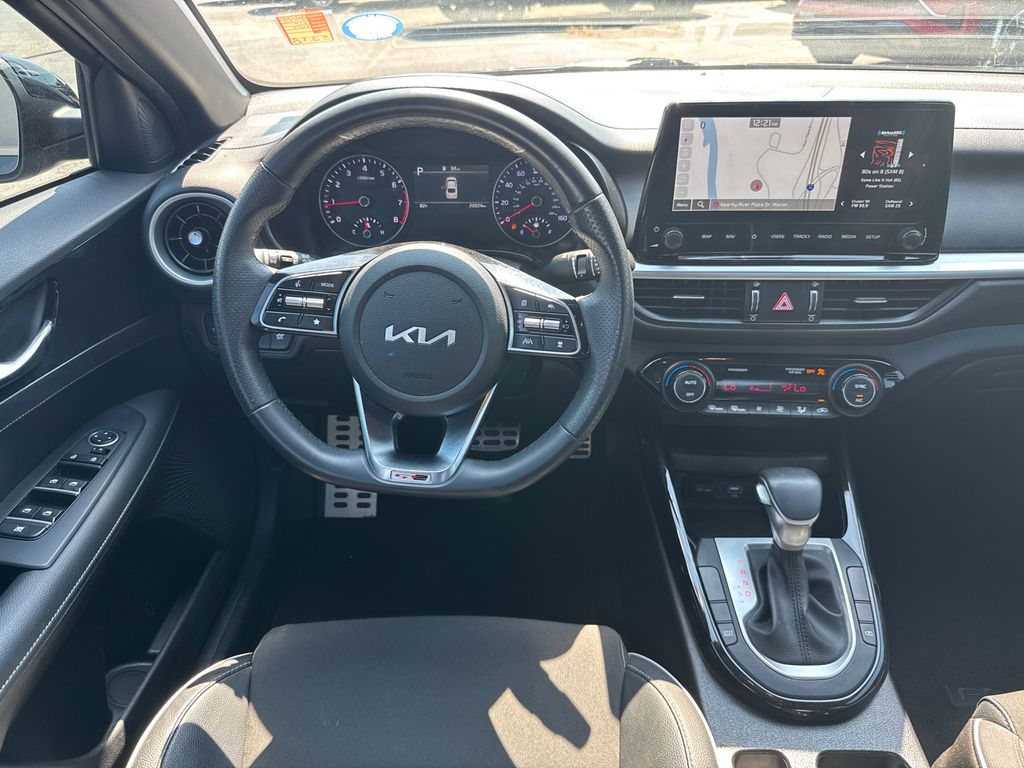 2024 Kia Forte GT-Line photo 21