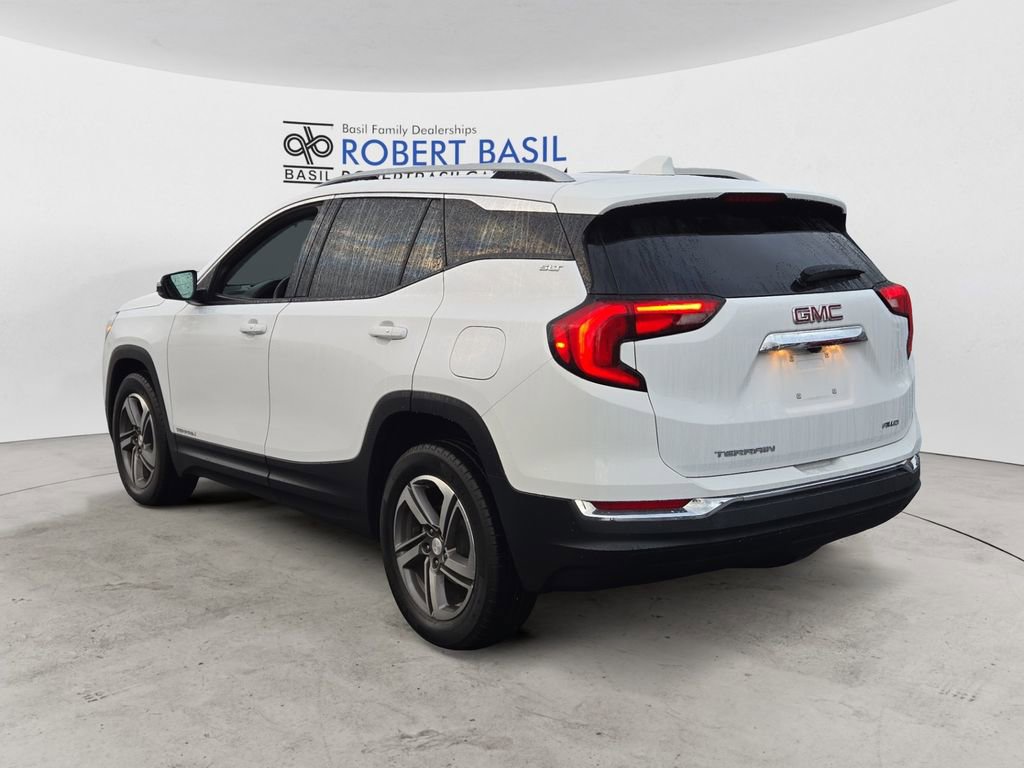 2021 Gmc Terrain SLT photo 2