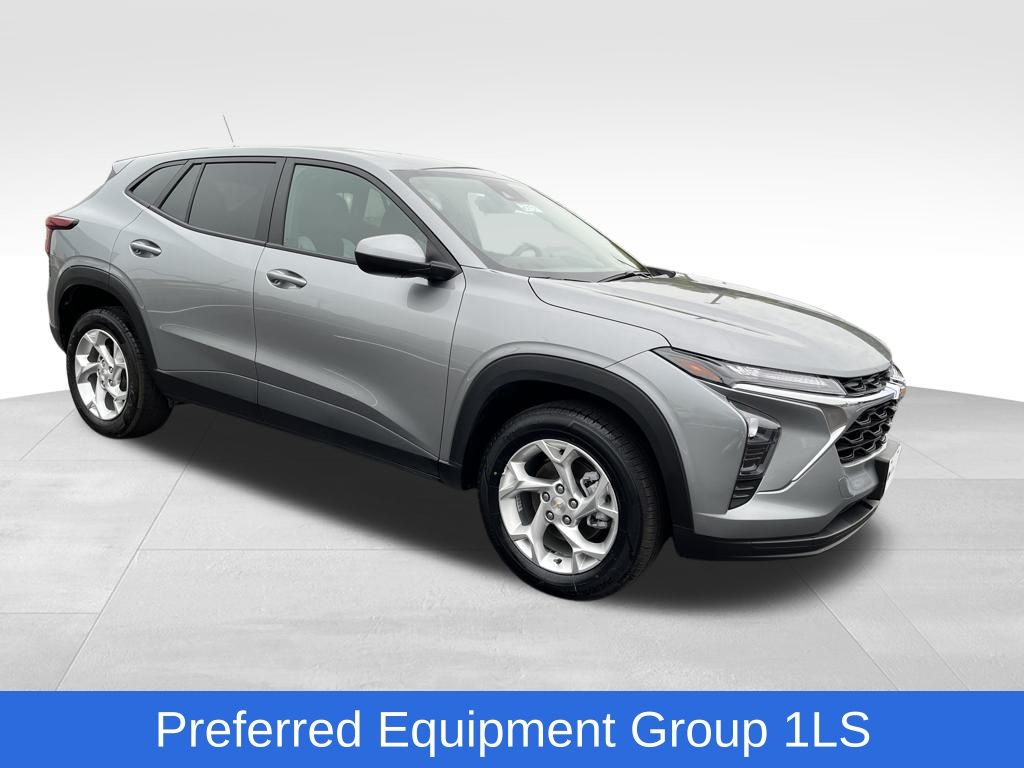 2024 Chevrolet Trax LS photo 7