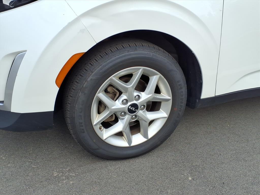 2023 Kia Soul LX photo 7
