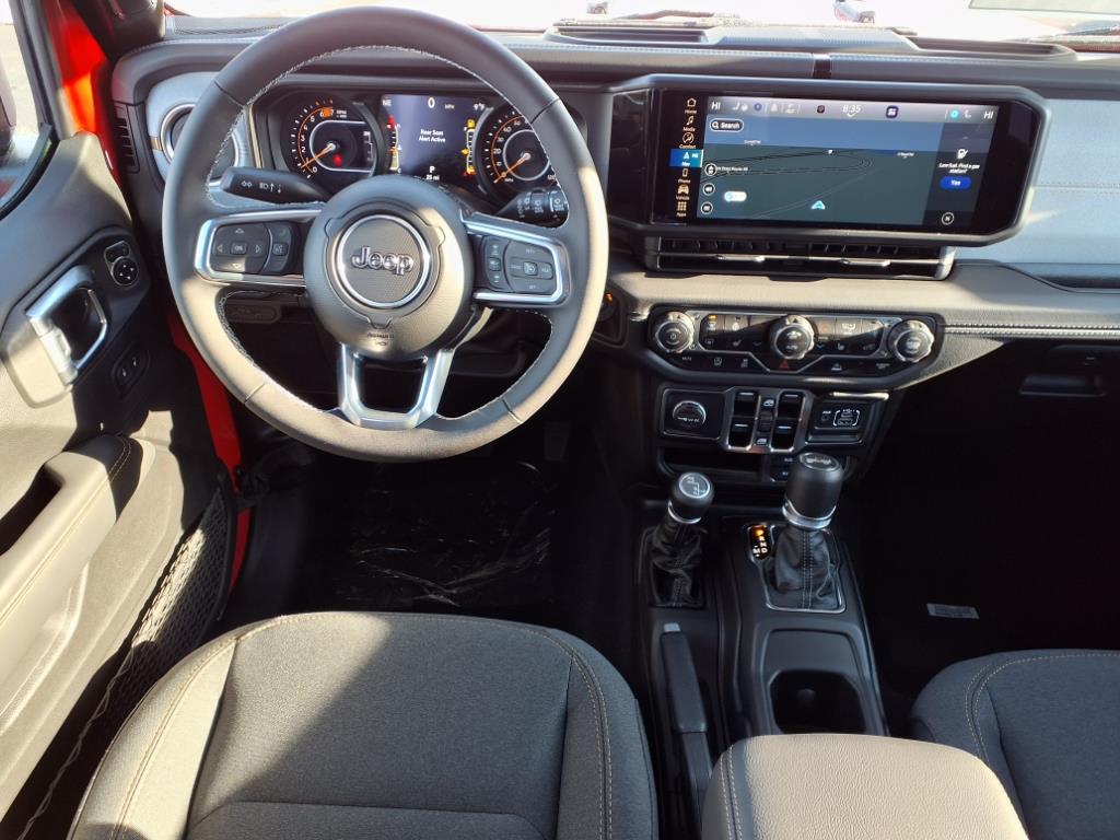 2025 Jeep Wrangler Sahara photo 3