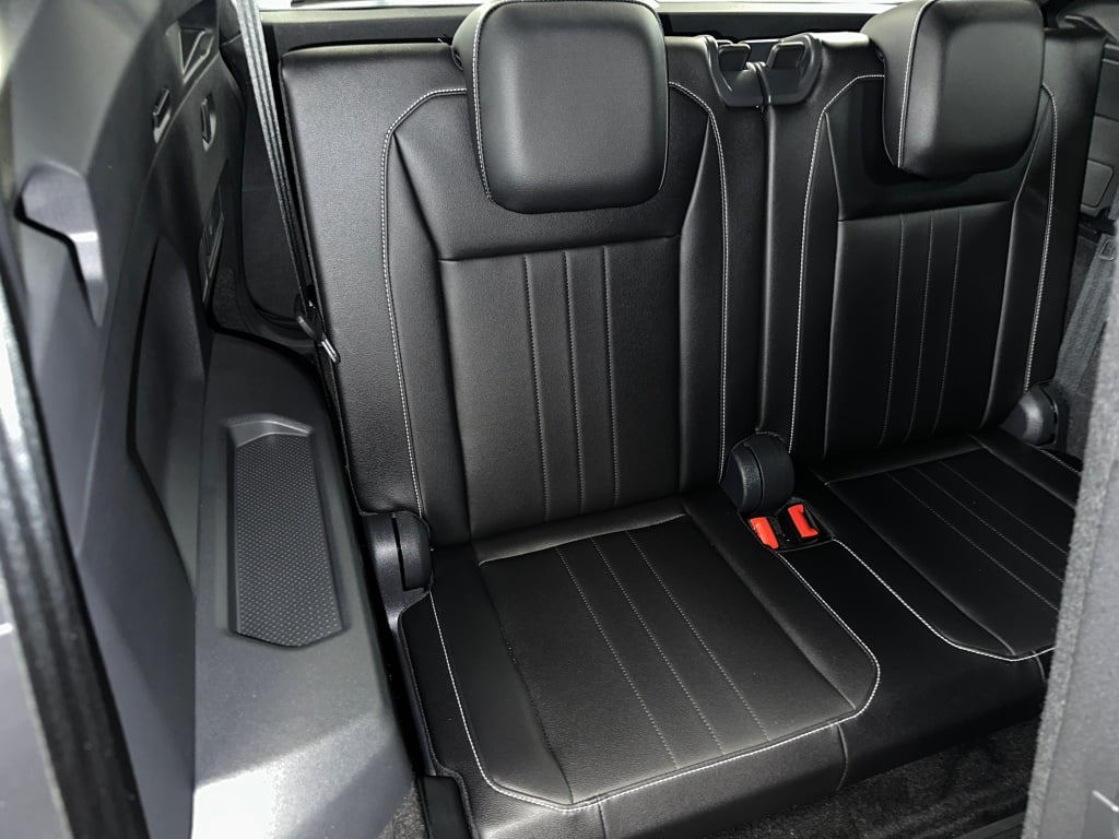 2024 Volkswagen Tiguan SE R-Line Black photo 30