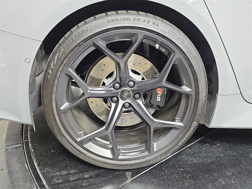 2025 Audi RS 6 Avant Performance Base photo 25