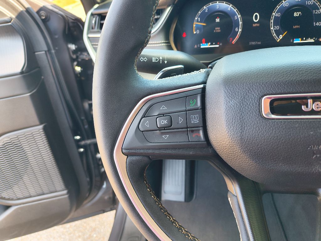 2024 Jeep Grand Cherokee Laredo X photo 18
