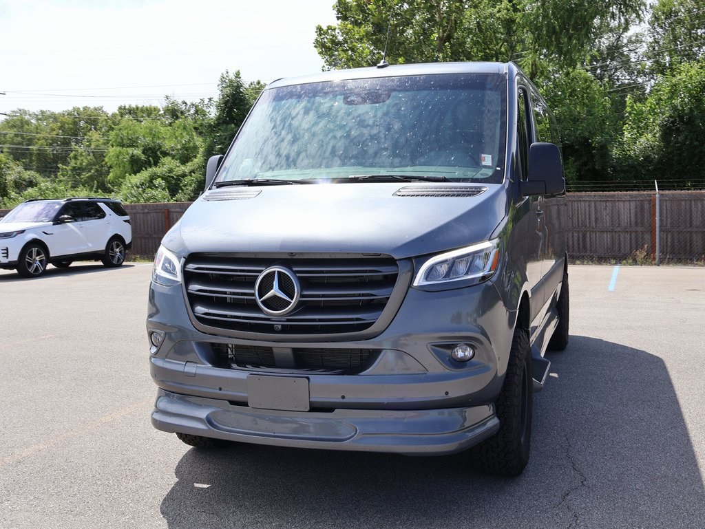 Used 2024 Mercedes-Benz Sprinter Cargo Van Base with VIN W1Y4NBVY5RT169452 for sale in Kansas City