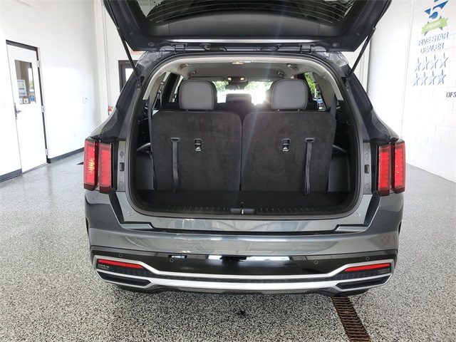 2022 Kia Sorento S photo 23