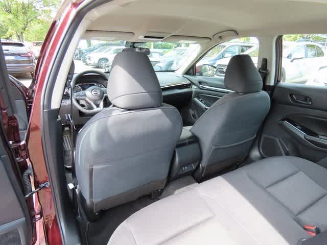 2023 Nissan Altima 2.5 SV photo 14