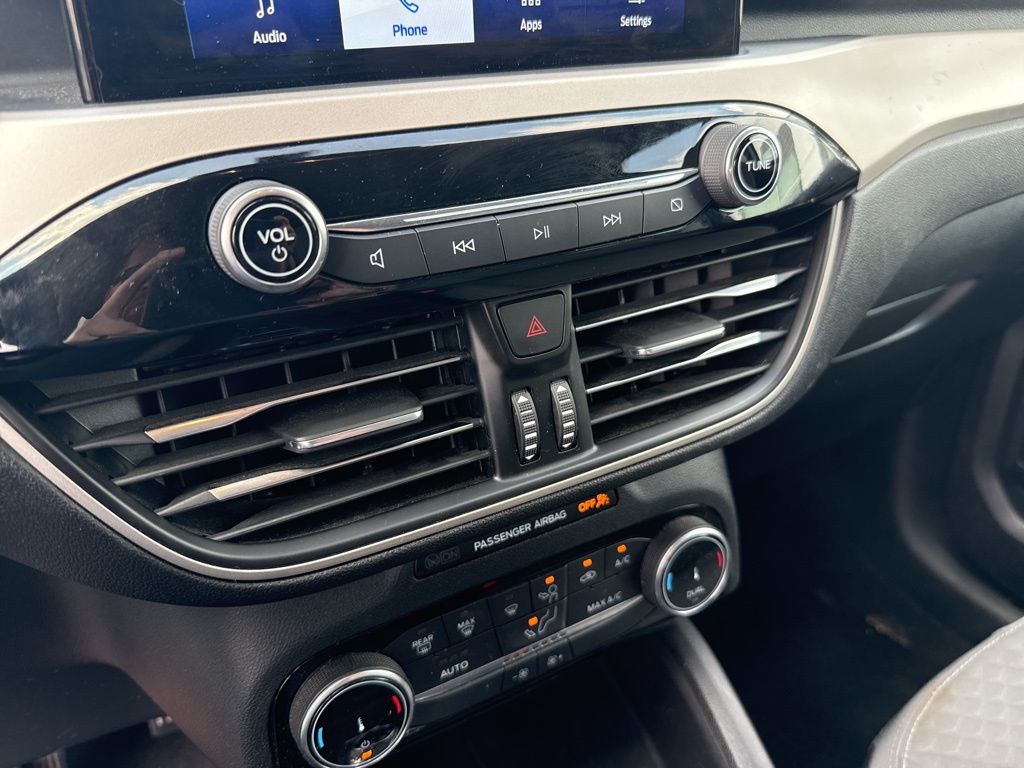 2022 Ford Escape Hybrid SE photo 25