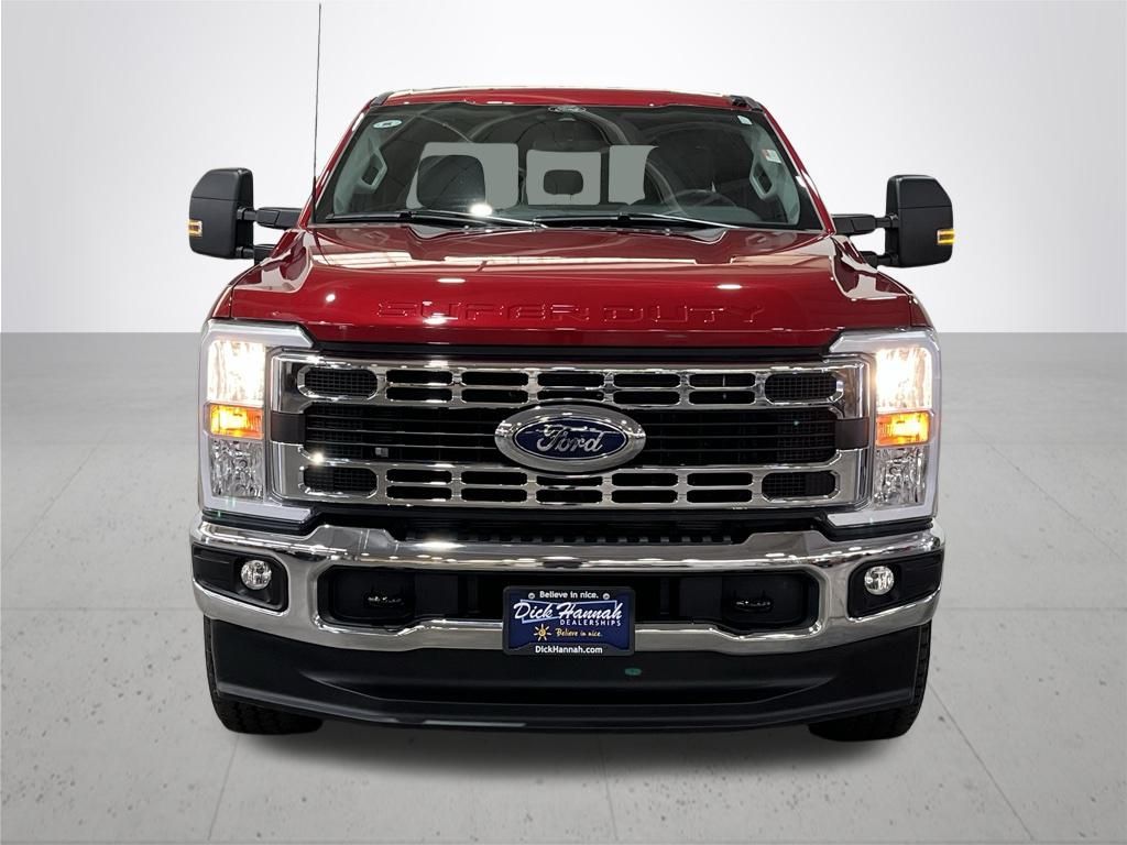 2024 Ford F-350 photo 3