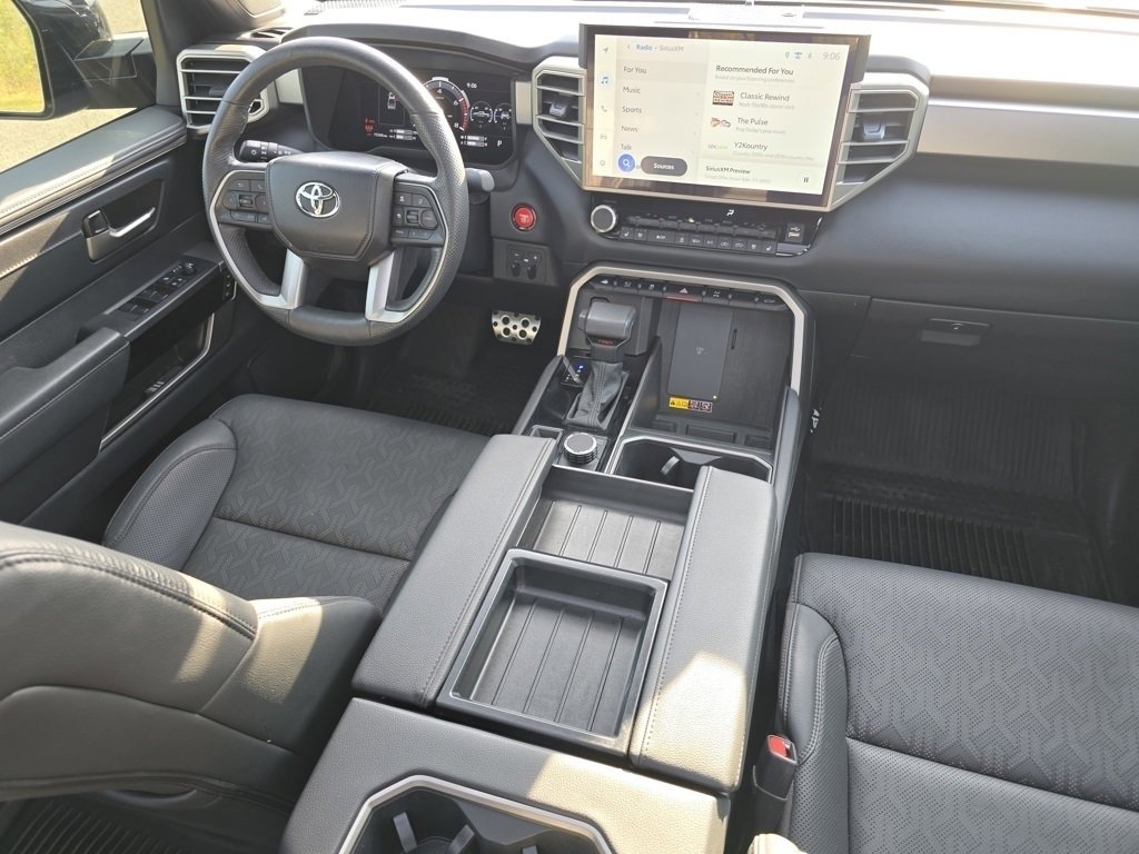 2025 Toyota Tundra Limited Platinum photo 29