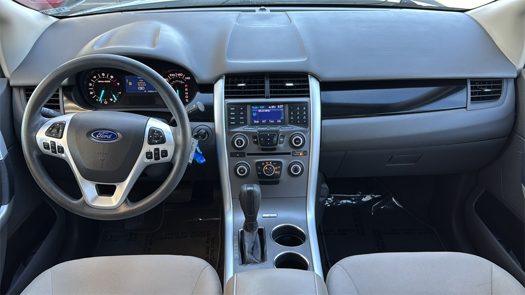 2013 Ford Edge SE photo 9