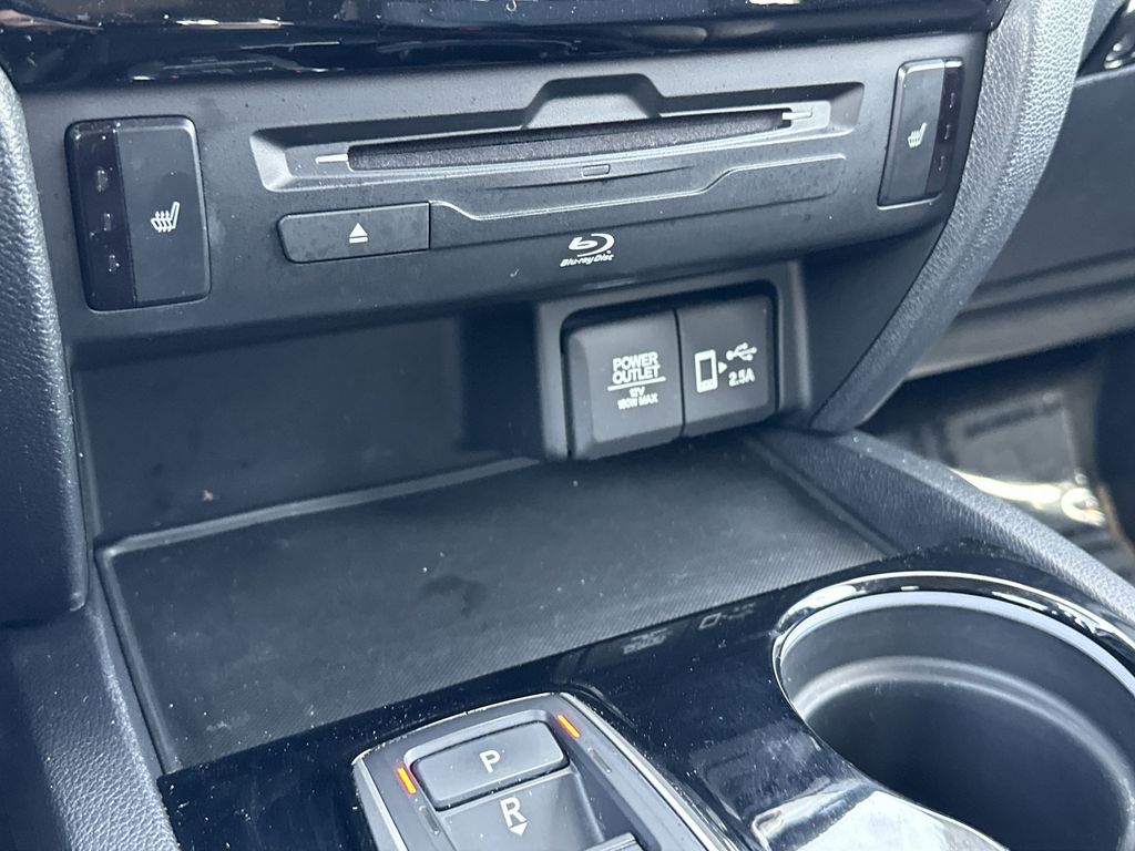 2022 Honda Pilot Touring photo 25