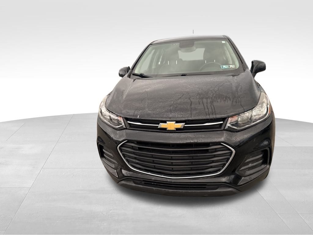 Used 2017 Chevrolet Trax LS with VIN 3GNCJNSB5HL287640 for sale in North Huntingdon, PA