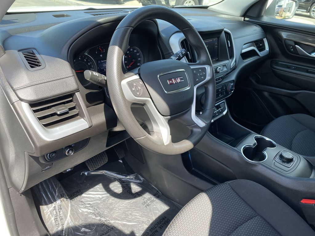2024 Gmc Terrain SLE photo 10