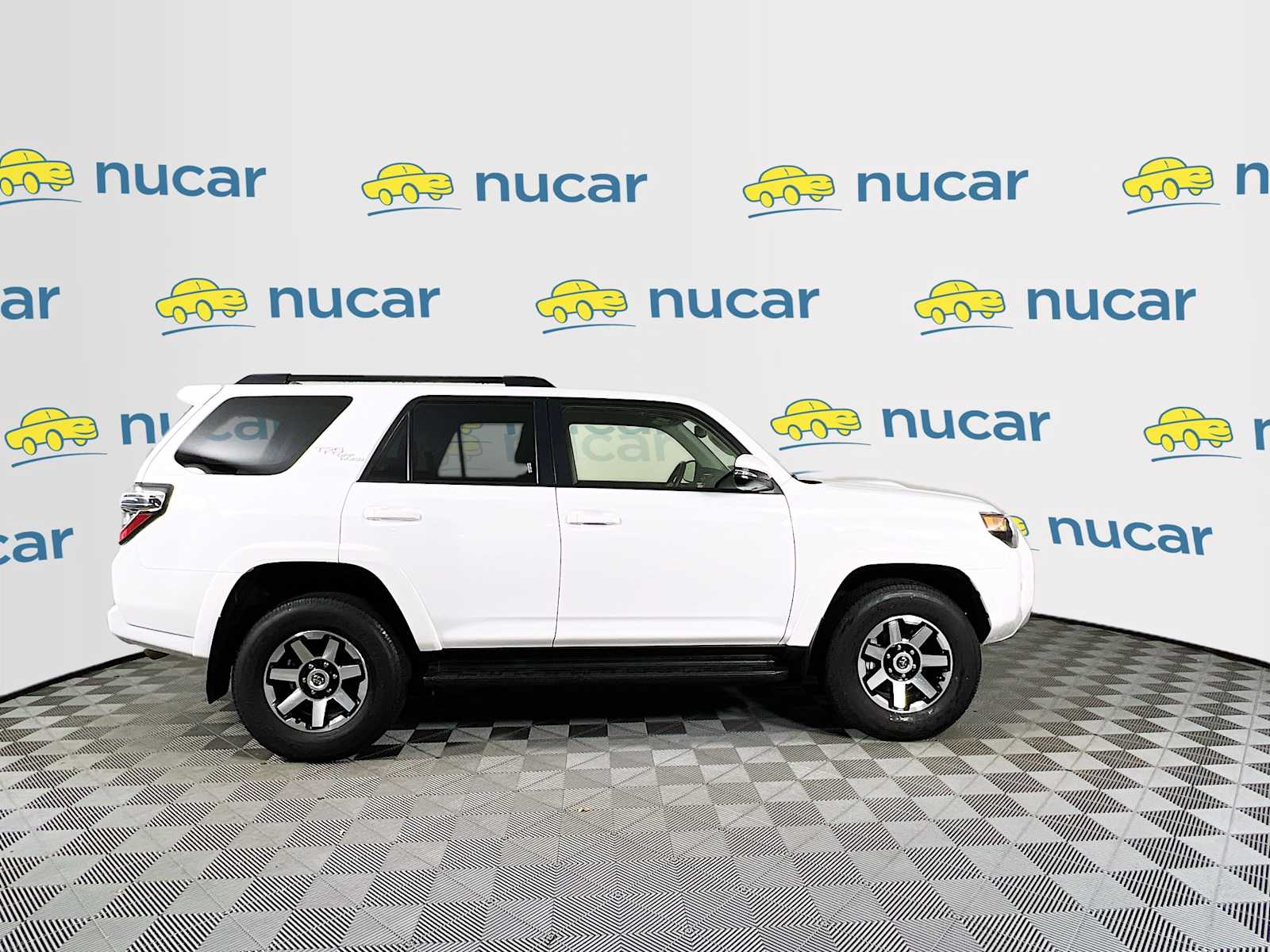 2024 Toyota 4Runner TRD photo 4