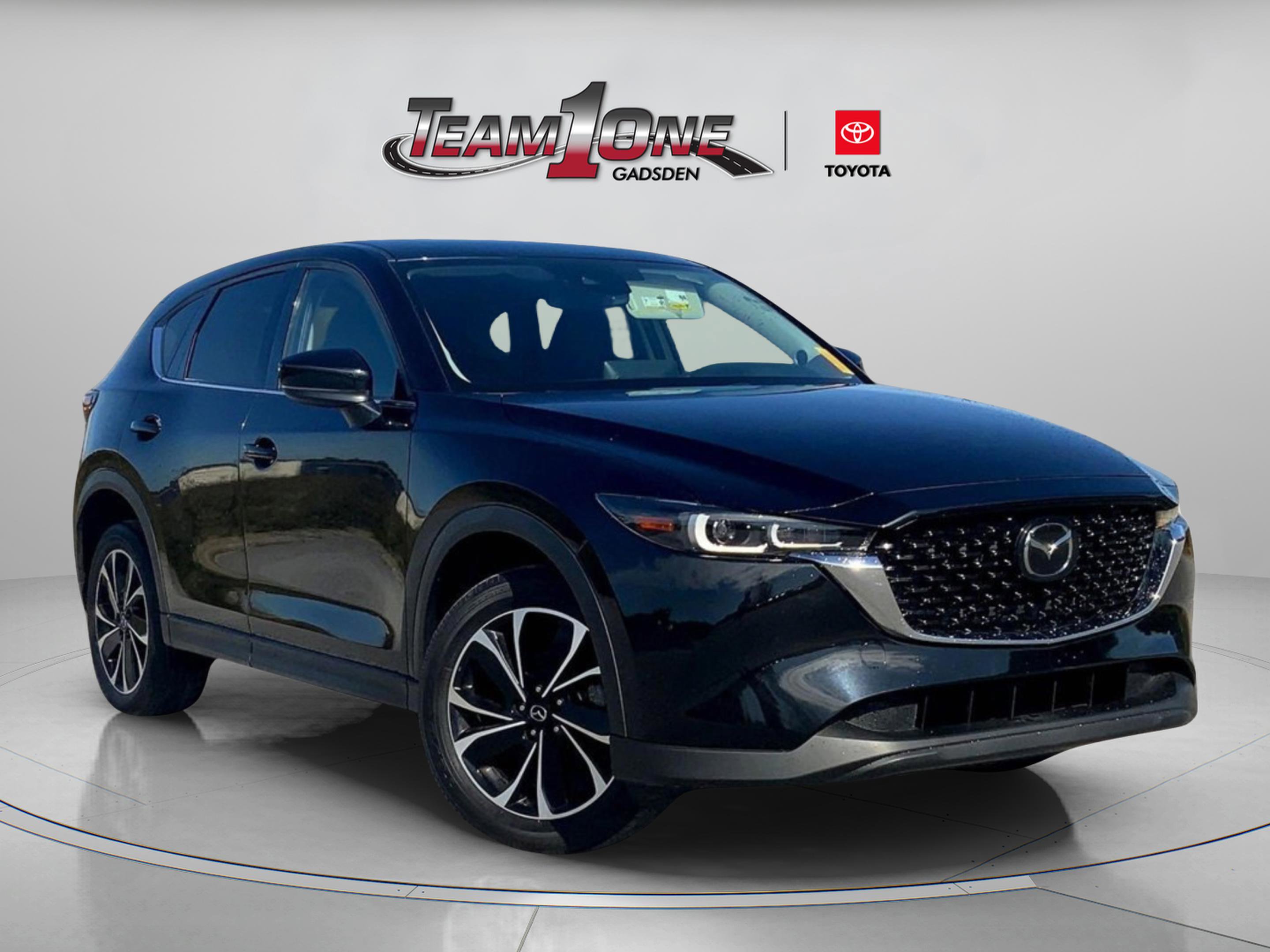 2023 Mazda CX-5 S Premium package's photo