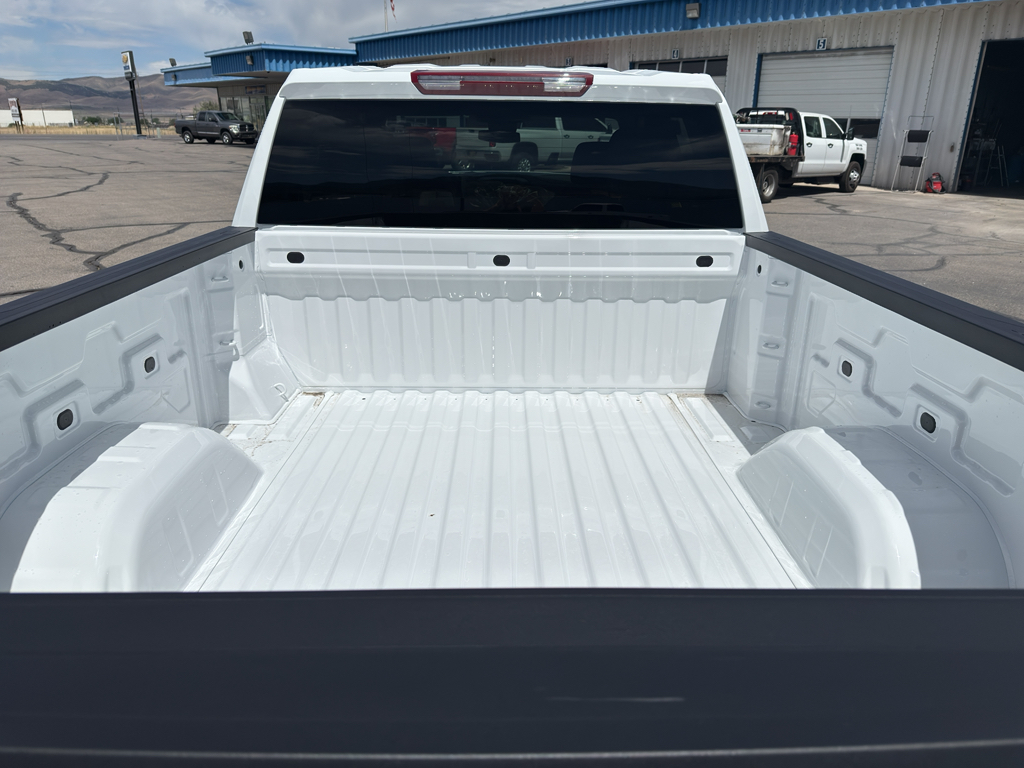 2025 Chevrolet Silverado 1500 photo 4