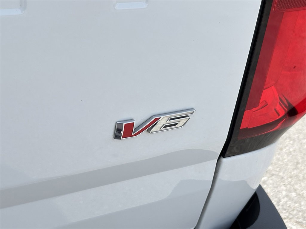 2022 Chevrolet Colorado LT photo 10