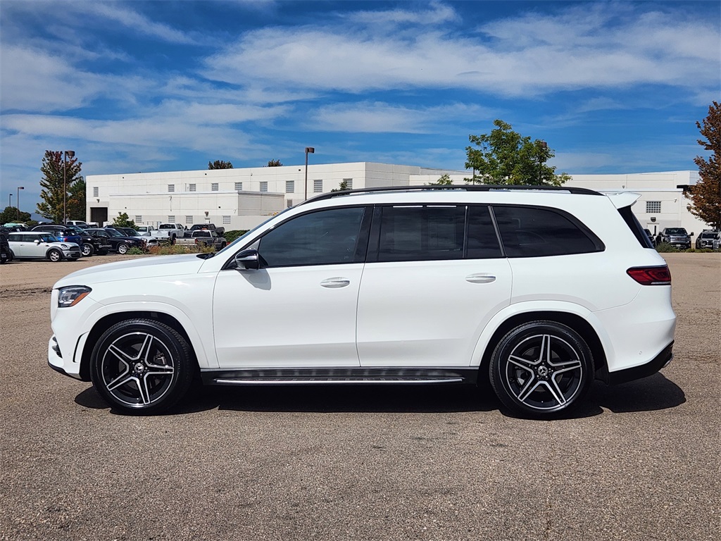 2022 Mercedes Benz GLS 450 4MATIC photo 2