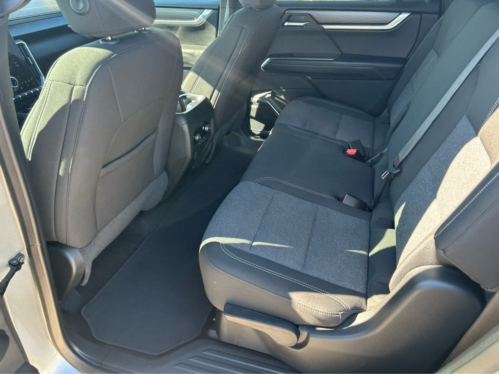 2025 Gmc Acadia Elevation photo 21