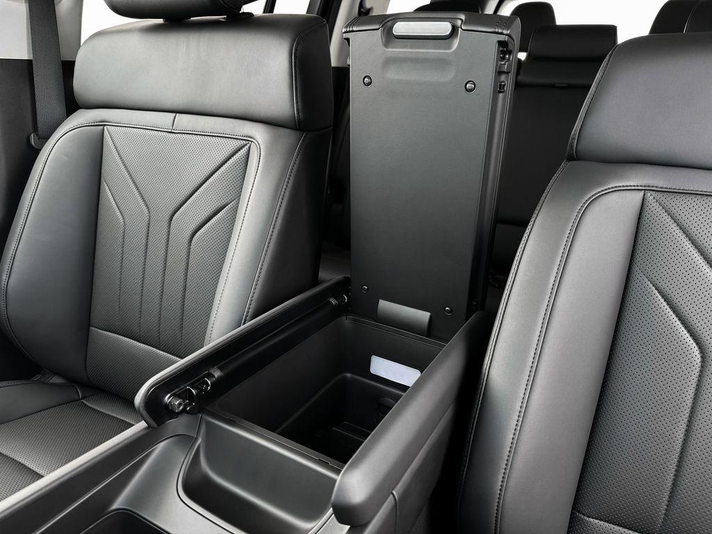 2026 Hyundai Santa Fe SEL photo 18