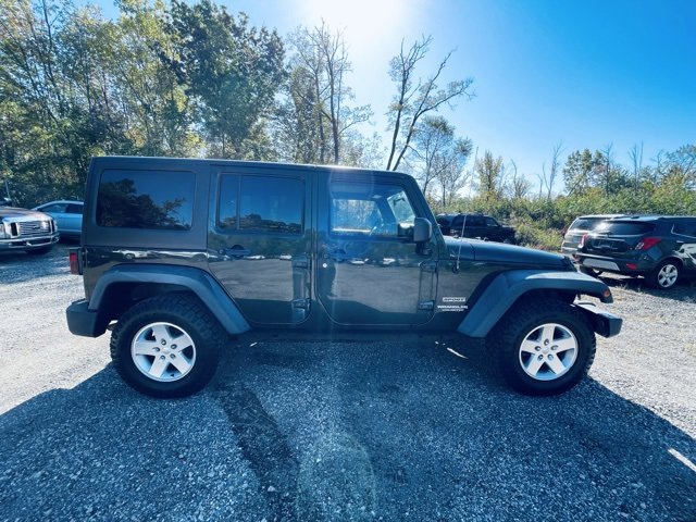 2011 Jeep Wrangler Unlimited Sport photo 6