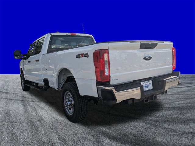 2026 Ford F-350 photo 5