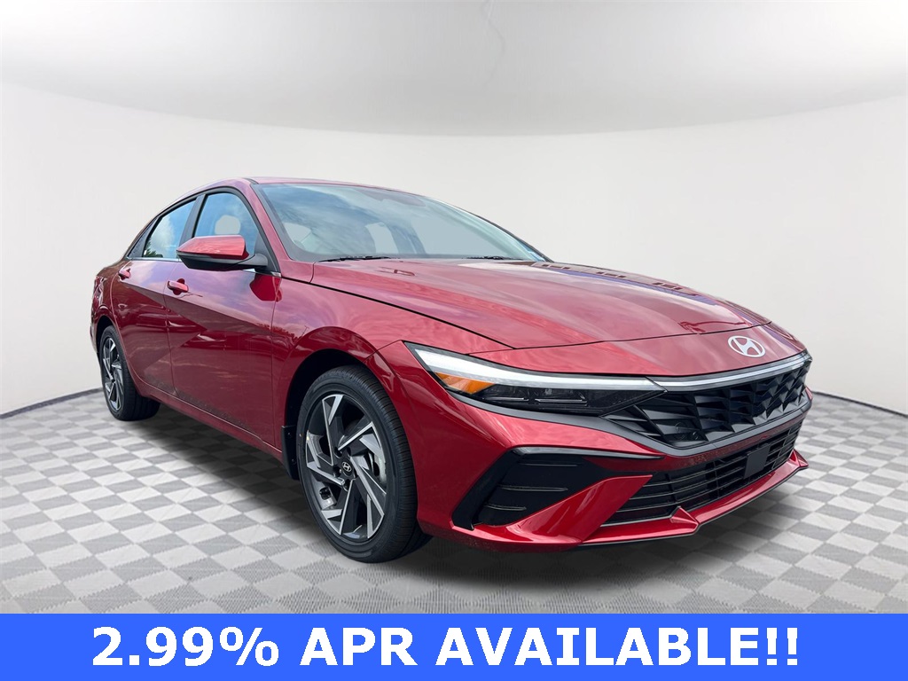 2025 Hyundai Elantra Limited photo 3