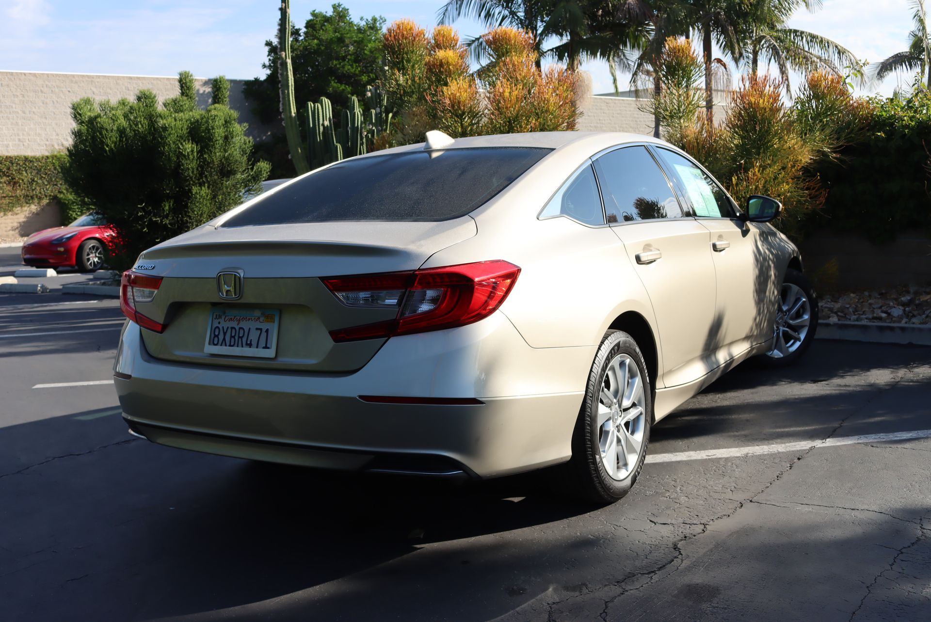 2018 Honda Accord LX photo 2