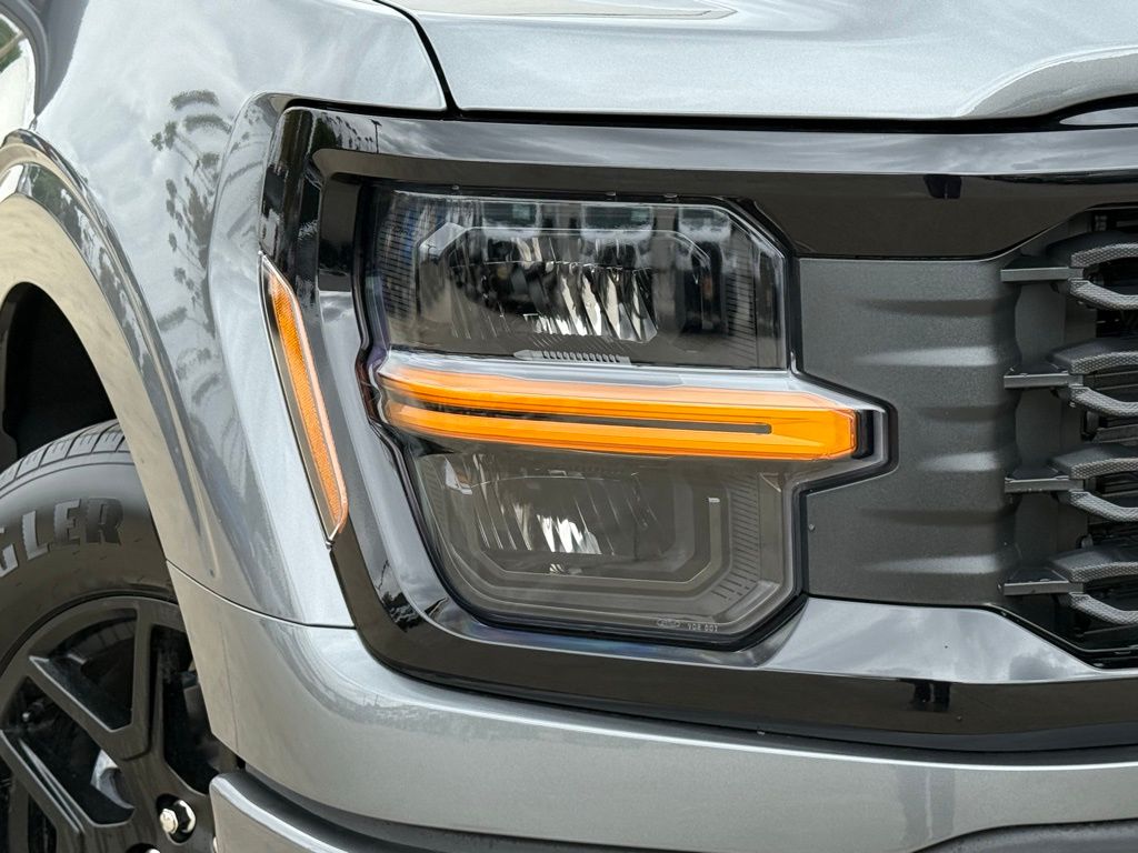 2025 Ford F-150 STX photo 3
